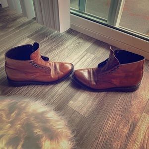 Brown leather, lace up boots. Men’s